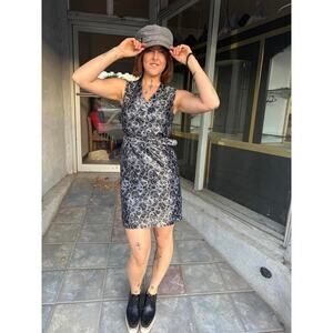 Y2K Lavender Label Vera Wang Metallic Swirl Wrap Dress – Size 6